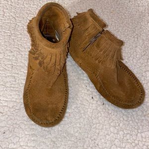 Girl Moccasin low top boots